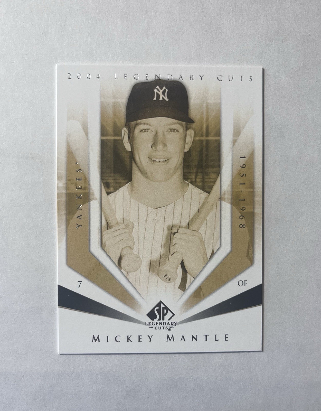2004 SP Legendary Cuts - Mickey Mantle #79 2004 SP Legendary Cuts - Mickey Mantle #79