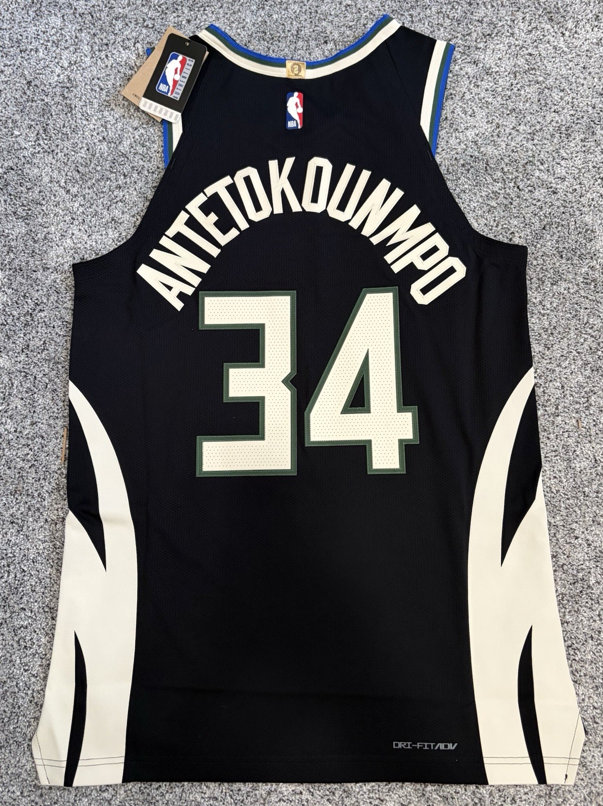 NWT Jordan Authentic Statement Giannis Antetokounmpo Jersey Size 44 M $200 NWT Jordan Authentic Statement Giannis Antetokounmpo Jersey Size 44 M $200