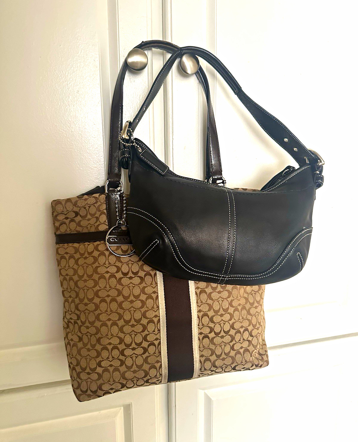 COACH VINTAGE HOBO & TOTE SHOULDER BAGS ($250.00 for both bags) COACH VINTAGE HOBO & TOTE SHOULDER BAGS ($250.00 for both bags)