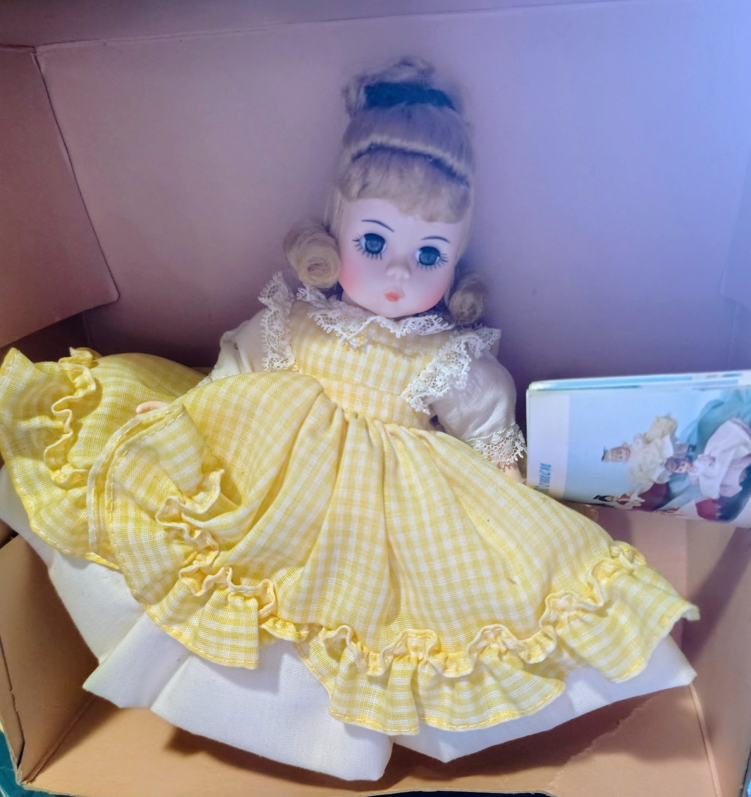Madame Alexander Amy Doll 8\ Madame Alexander Amy Doll 8\