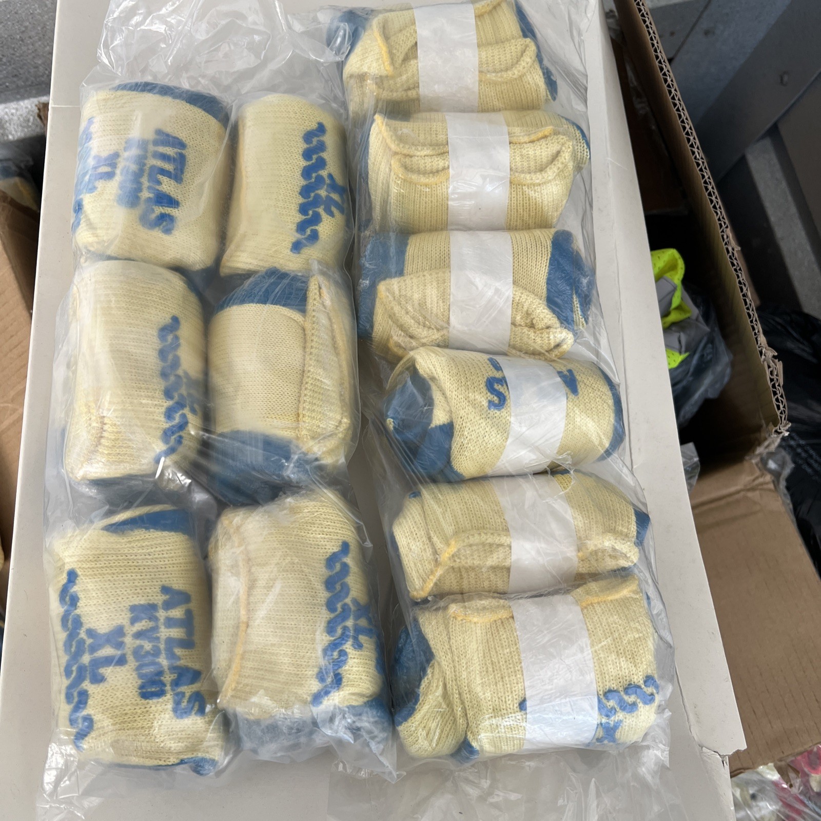 Atlas KV300 Latex Coated Glove, Rough Grip, 12 pairs/pack Atlas KV300 Latex Coated Glove, Rough Grip, 12 pairs/pack
