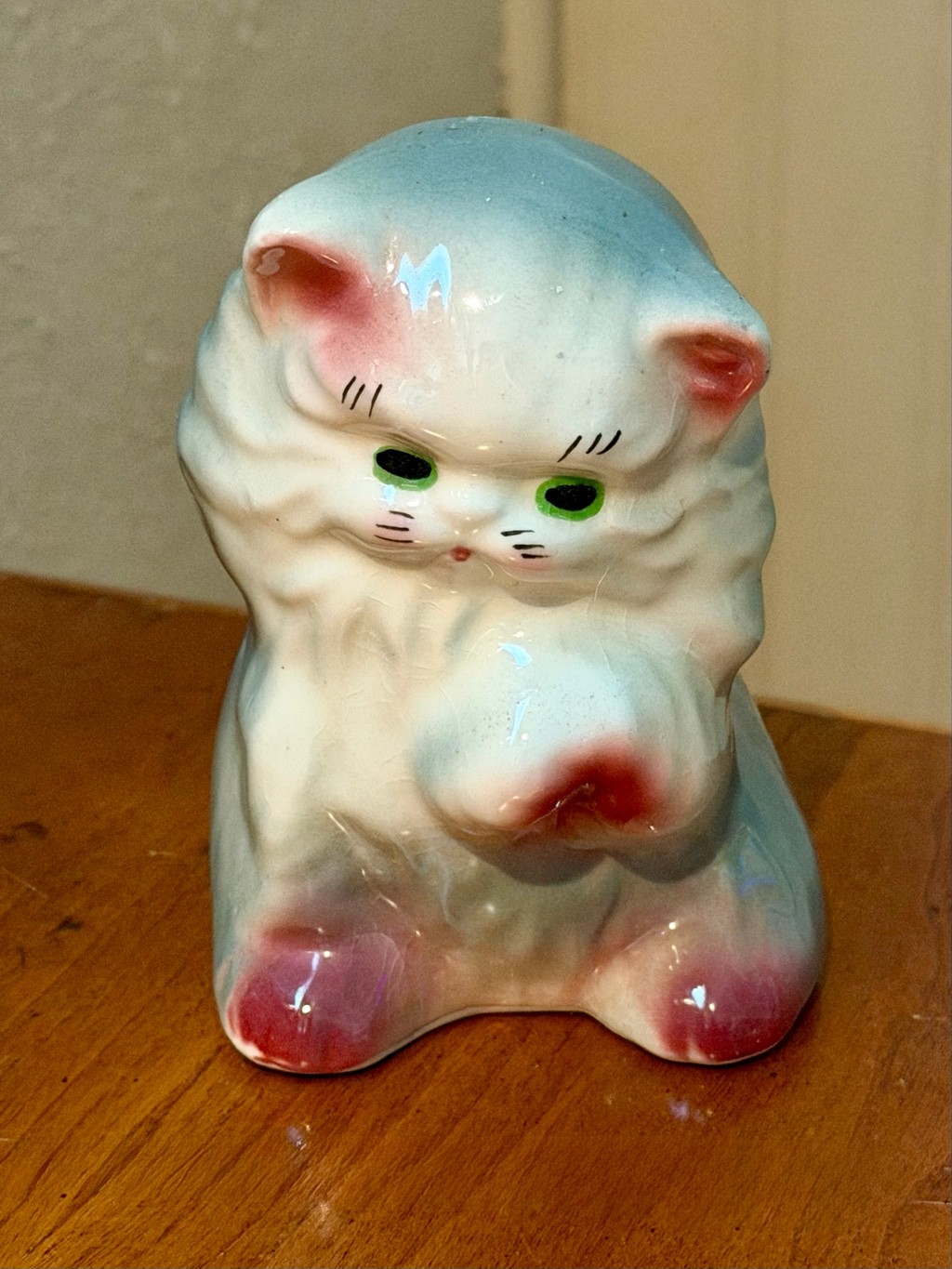 Vintage Ceramic Fluffy Persian Cat Planter Figurine Green Eyes Blue Back Vintage Ceramic Fluffy Persian Cat Planter Figurine Green Eyes Blue Back