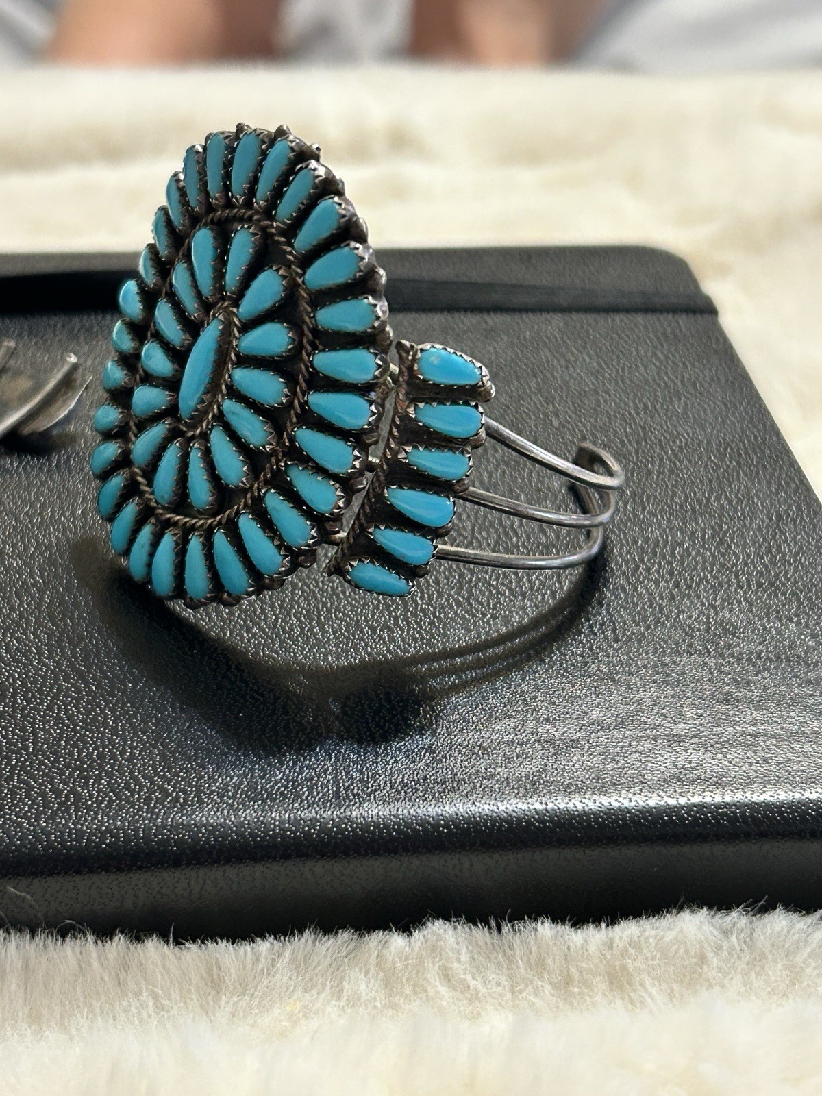 Vintage Native American Navajo Turqoise Cuff Bracelet Sterling Silver