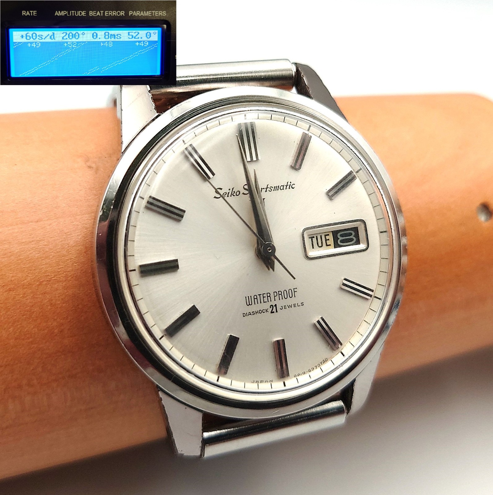 Condition【AB】Vintage SEIKO Sportsmatic 6619-8970  Silver Dial Running/J-071
