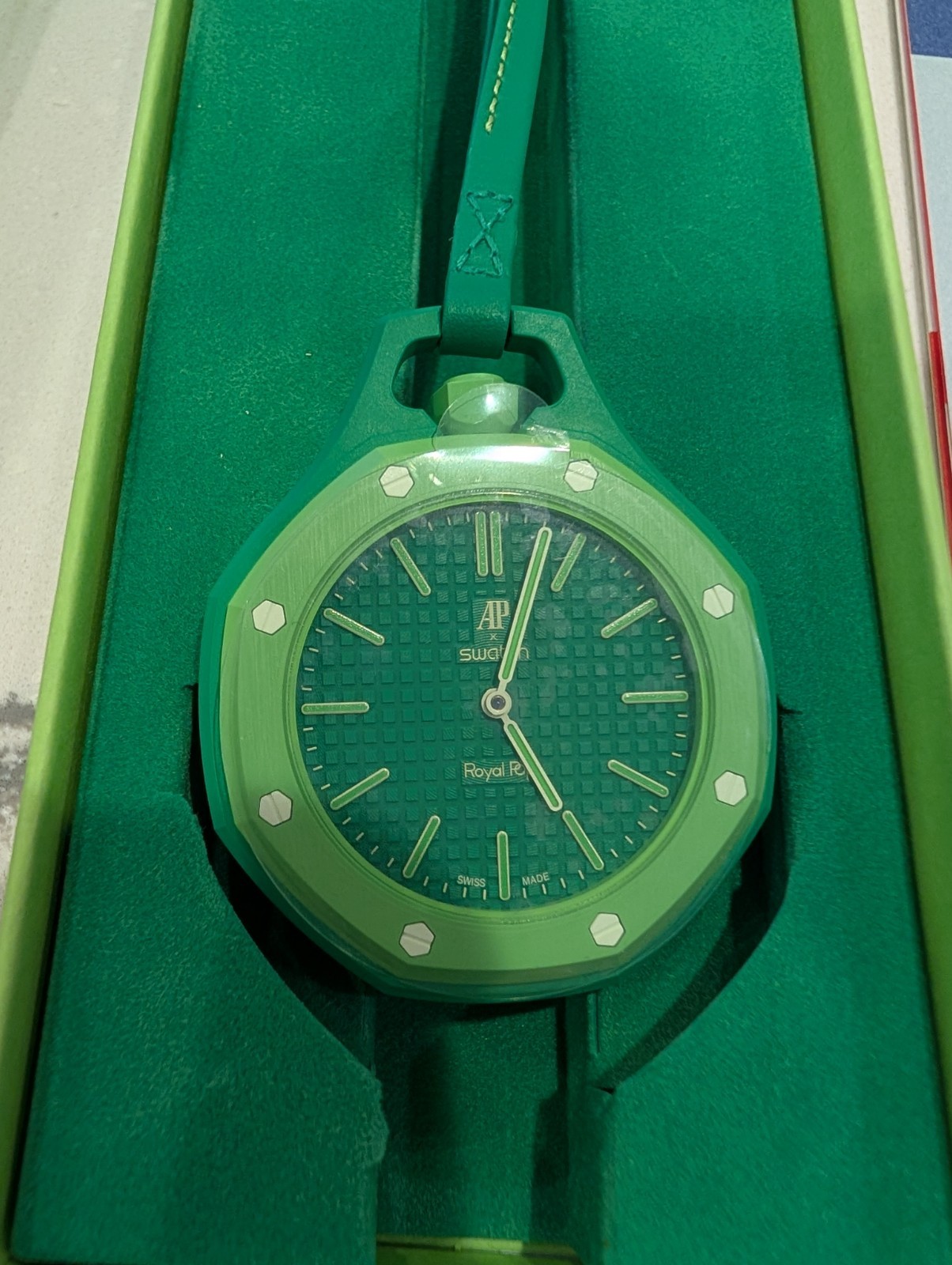 Swatch x Audemars Piguet AP Royal Pop Green Eight ALREADY AUTHENTICATED Swatch x Audemars Piguet AP Royal Pop Green Eight ALREADY AUTHENTICATED