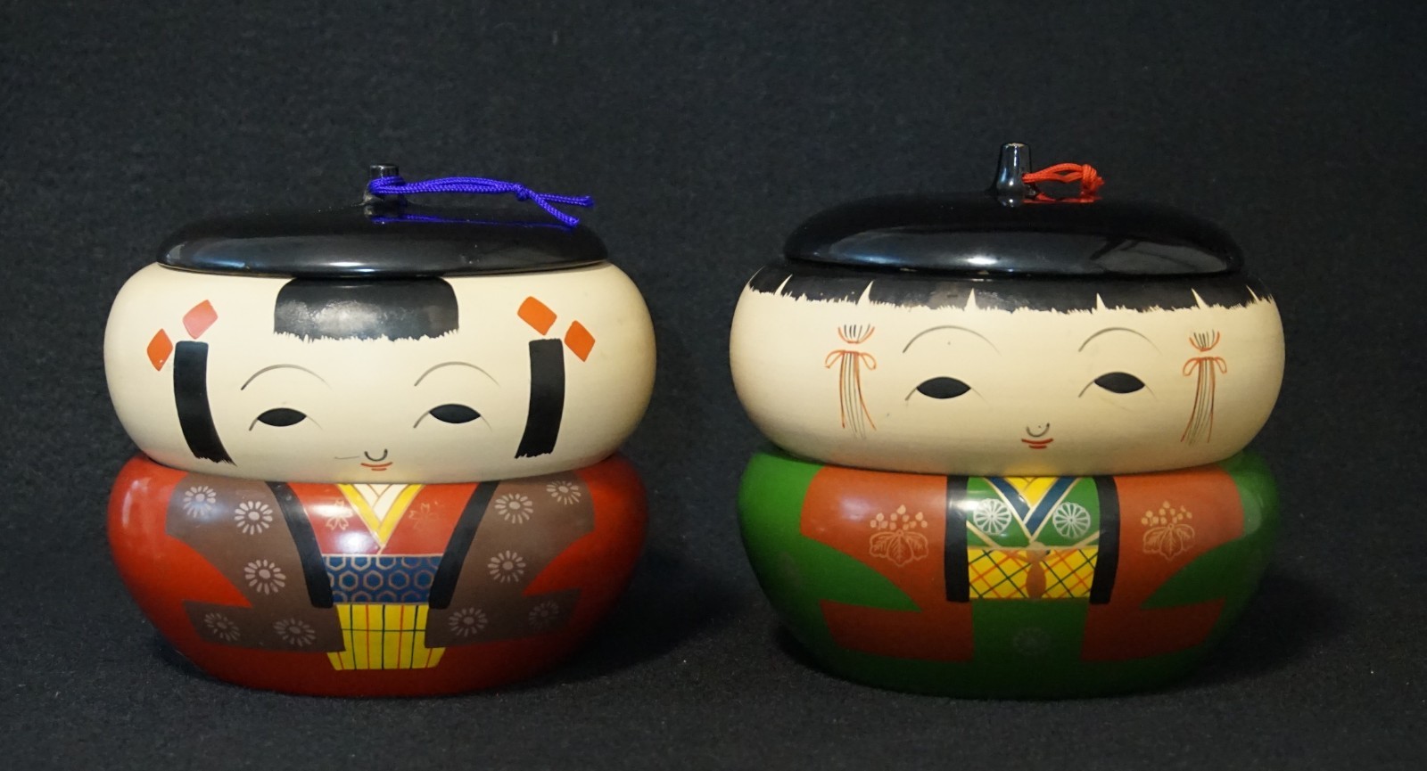 Vintage 1970s Japanese Lacquered Wood Yamamaka Kokeshi Pair Stacking Trinket Box