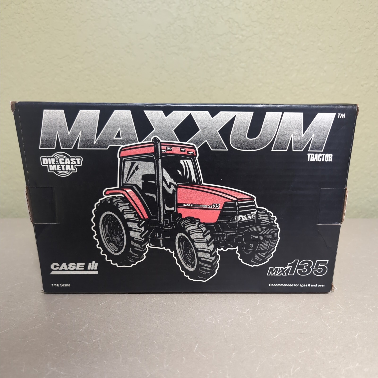 CASE IH MAXXUM MX135 TOY TRACTOR 1997 ERTL DIECAST 1:16 4250 CA NIB CASE IH MAXXUM MX135 TOY TRACTOR 1997 ERTL DIECAST 1:16 4250 CA NIB