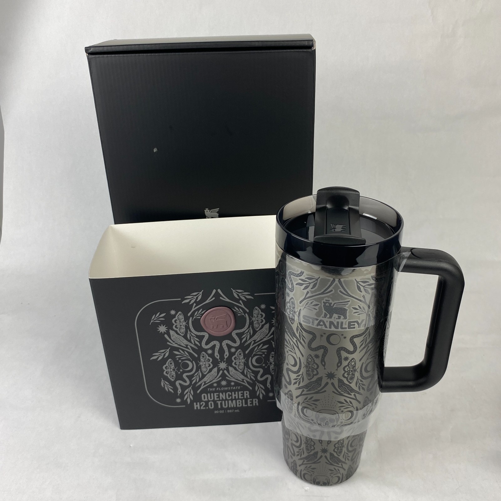 Stanley Deadly Damask 30 oz The Halloween Quencher ® H2.0 FlowState Tumbler Stanley Deadly Damask 30 oz The Halloween Quencher ® H2.0 FlowState Tumbler