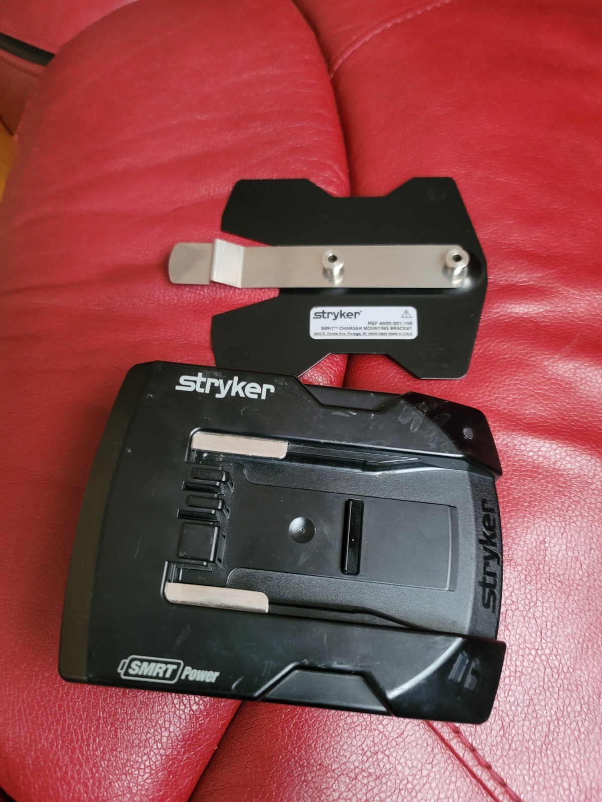Stryker Smrt Battery  Charger Only used.