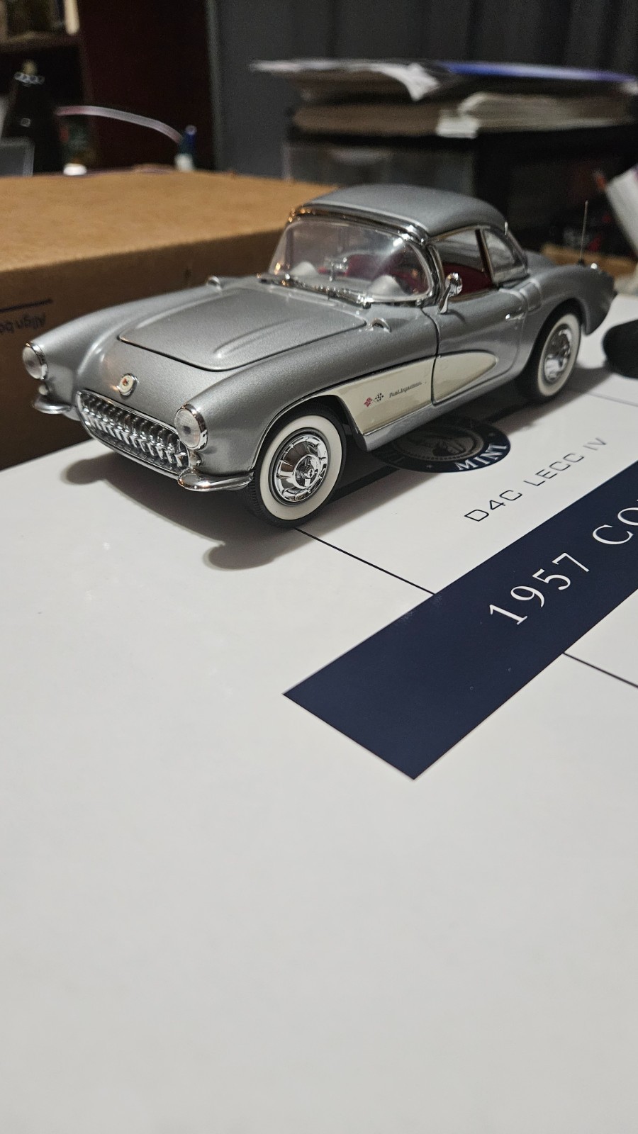 franklin mint 1/24 diecast cars 1957 corvette \ franklin mint 1/24 diecast cars 1957 corvette \