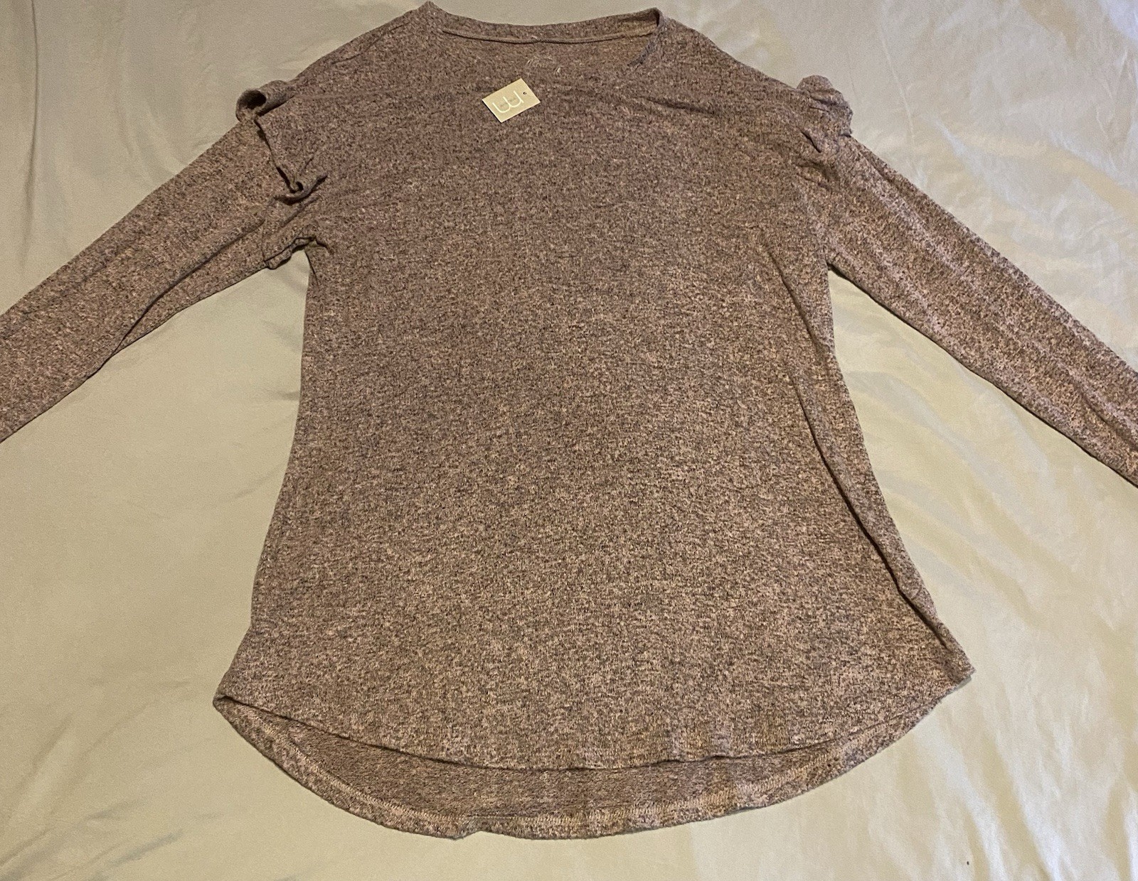 Maurices 24/7 New With Tags Women’s Long Sleeved Top Size Medium Beautiful 🔥