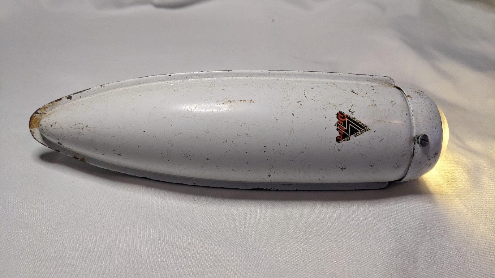 Vintage Original Pre-War Delta Electric Prewar Torpedo Fender Light. Very Good Vintage Original Pre-War Delta Electric Prewar Torpedo Fender Light. Very Good