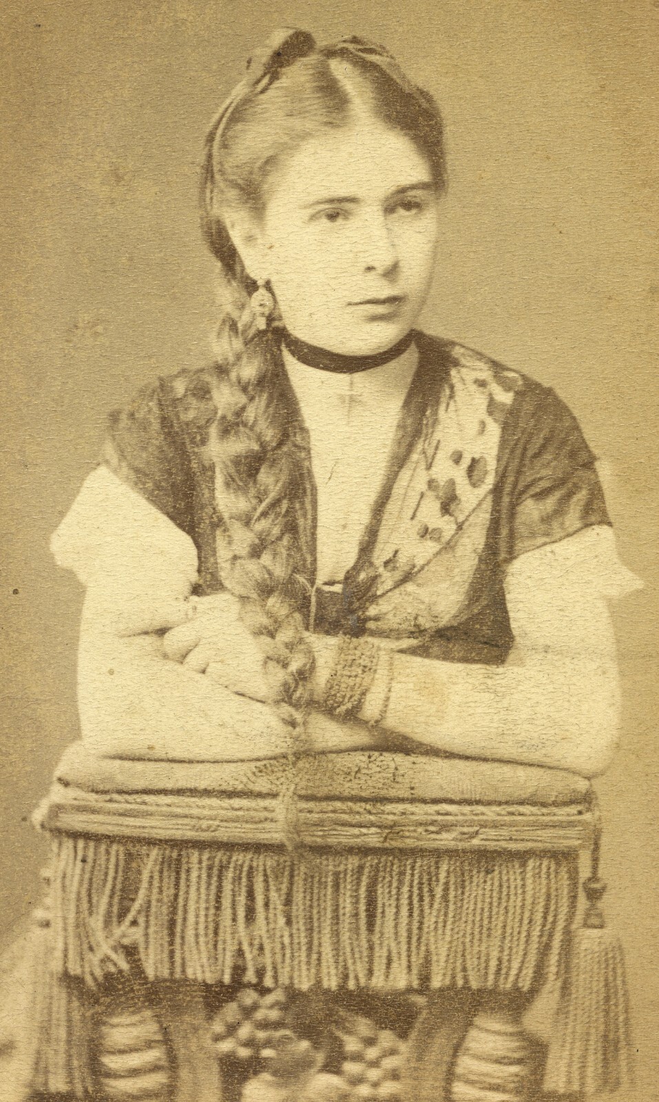 amazing woman w amazing hair,  antique CDV, 1860\'s (BUDA) PEST