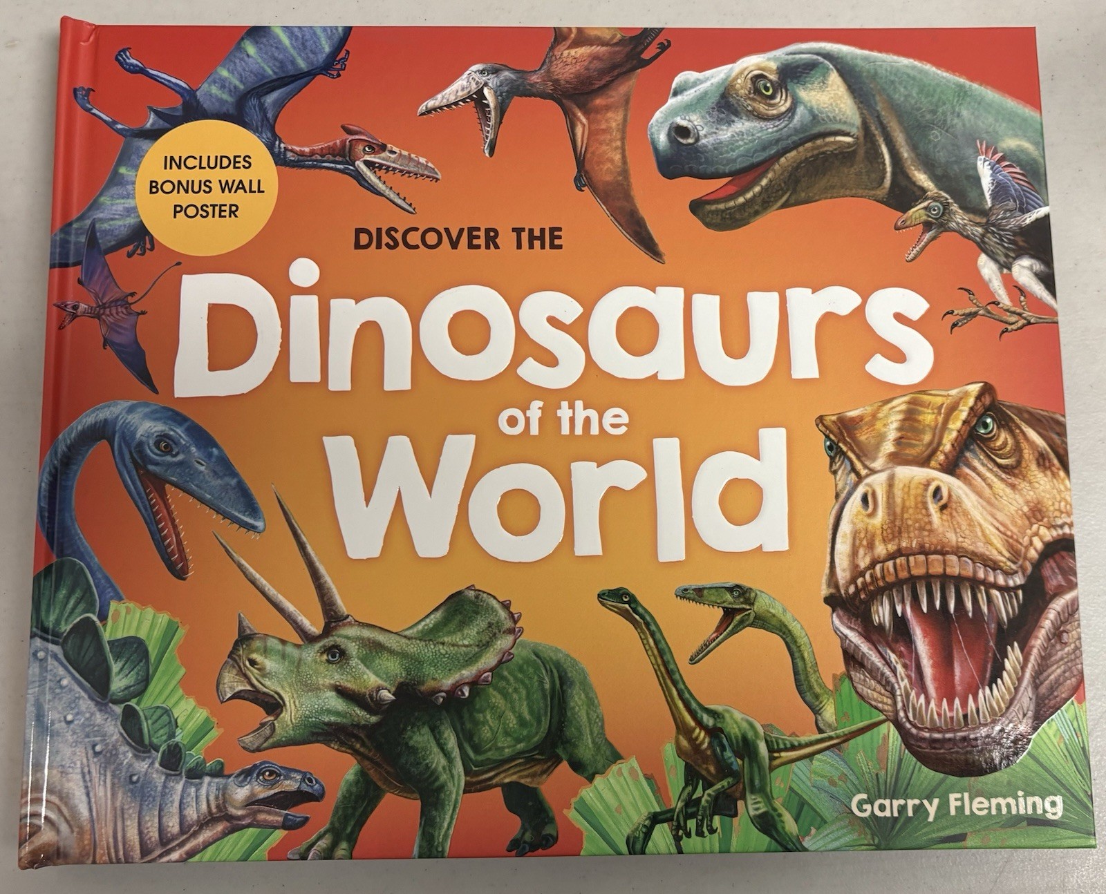 Discover The Dinosaurs of the World Brand New Discover The Dinosaurs of the World Brand New