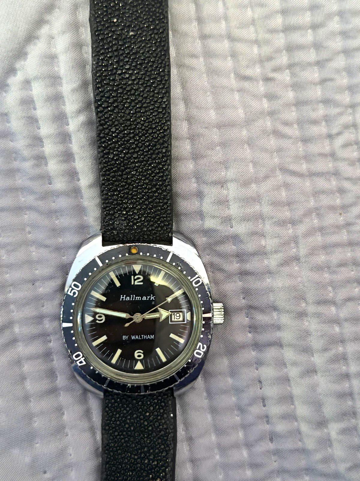 Waltham Hallmark Vintage 60s Automatic 36-39mm Black Dial Date Leather Waltham Hallmark Vintage 60s Automatic 36-39mm Black Dial Date Leather