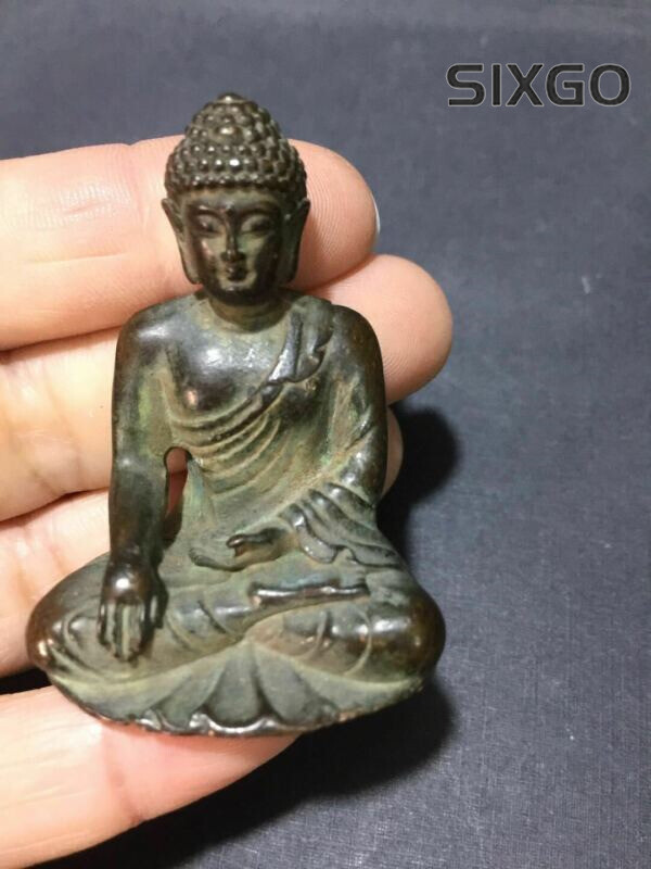 Old Tibetan Buddhism bronze Medicine Buddha Sakyamuni Shakyamuni Buddha statue Old Tibetan Buddhism bronze Medicine Buddha Sakyamuni Shakyamuni Buddha statue