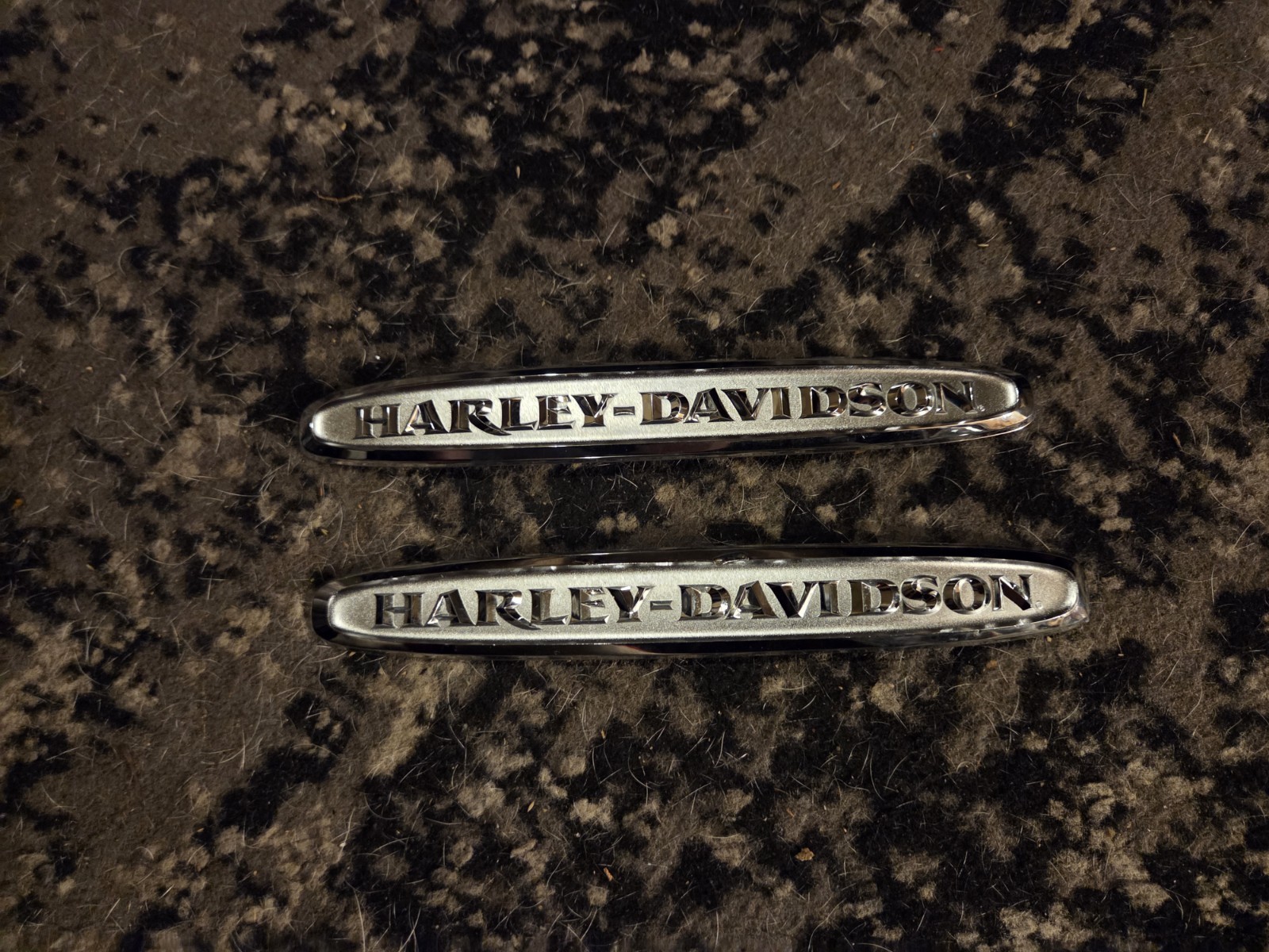OEM Harley Davidson Fuel Gas Tank Emblems Badges Medallions Chrome New Pull-Off
