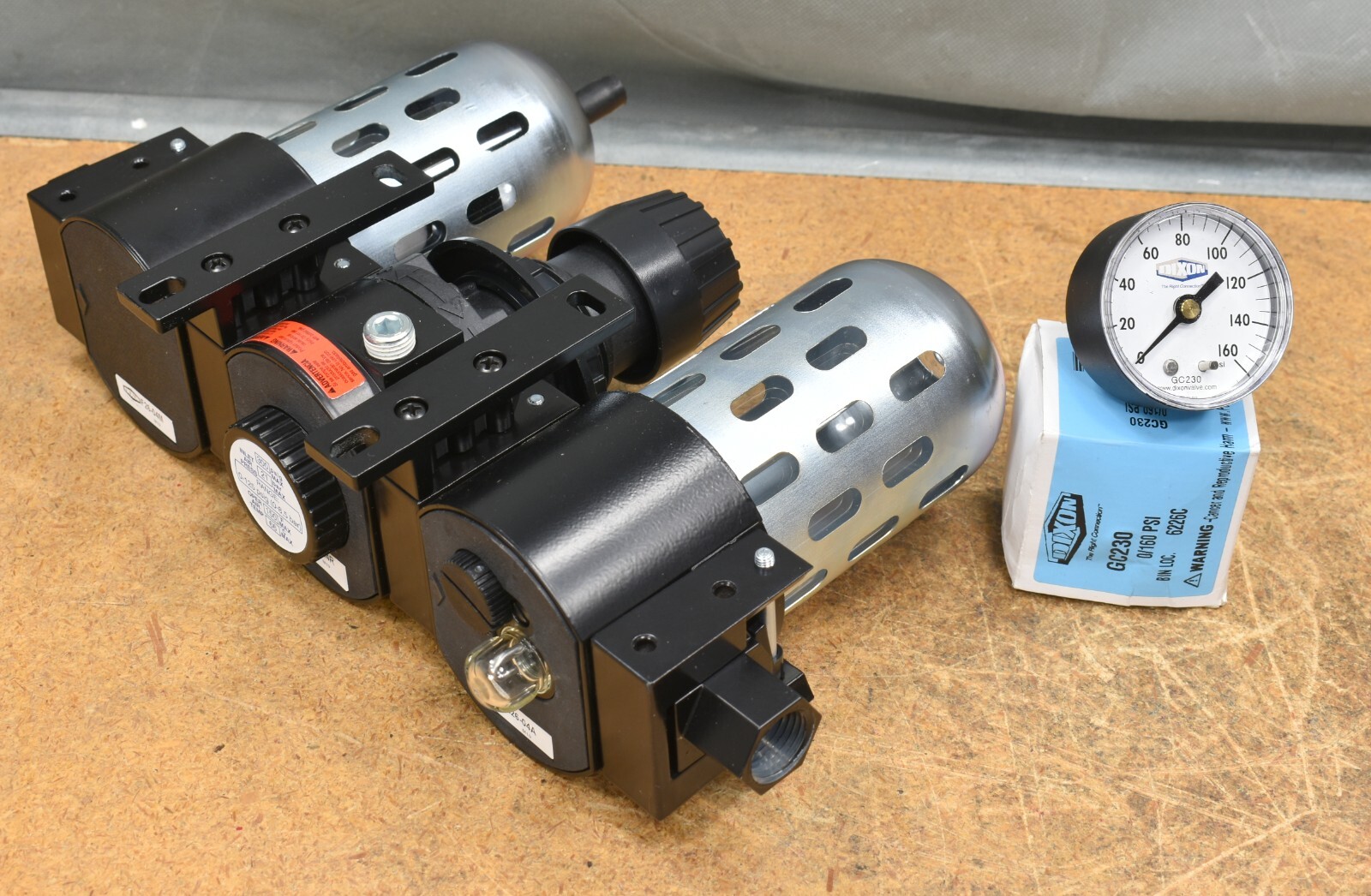 Dixon Wilkerson F26-04M, R26-04R & L26-04A, Combination Filter w/ GC230, Gauge Dixon Wilkerson F26-04M, R26-04R & L26-04A, Combination Filter w/ GC230, Gauge
