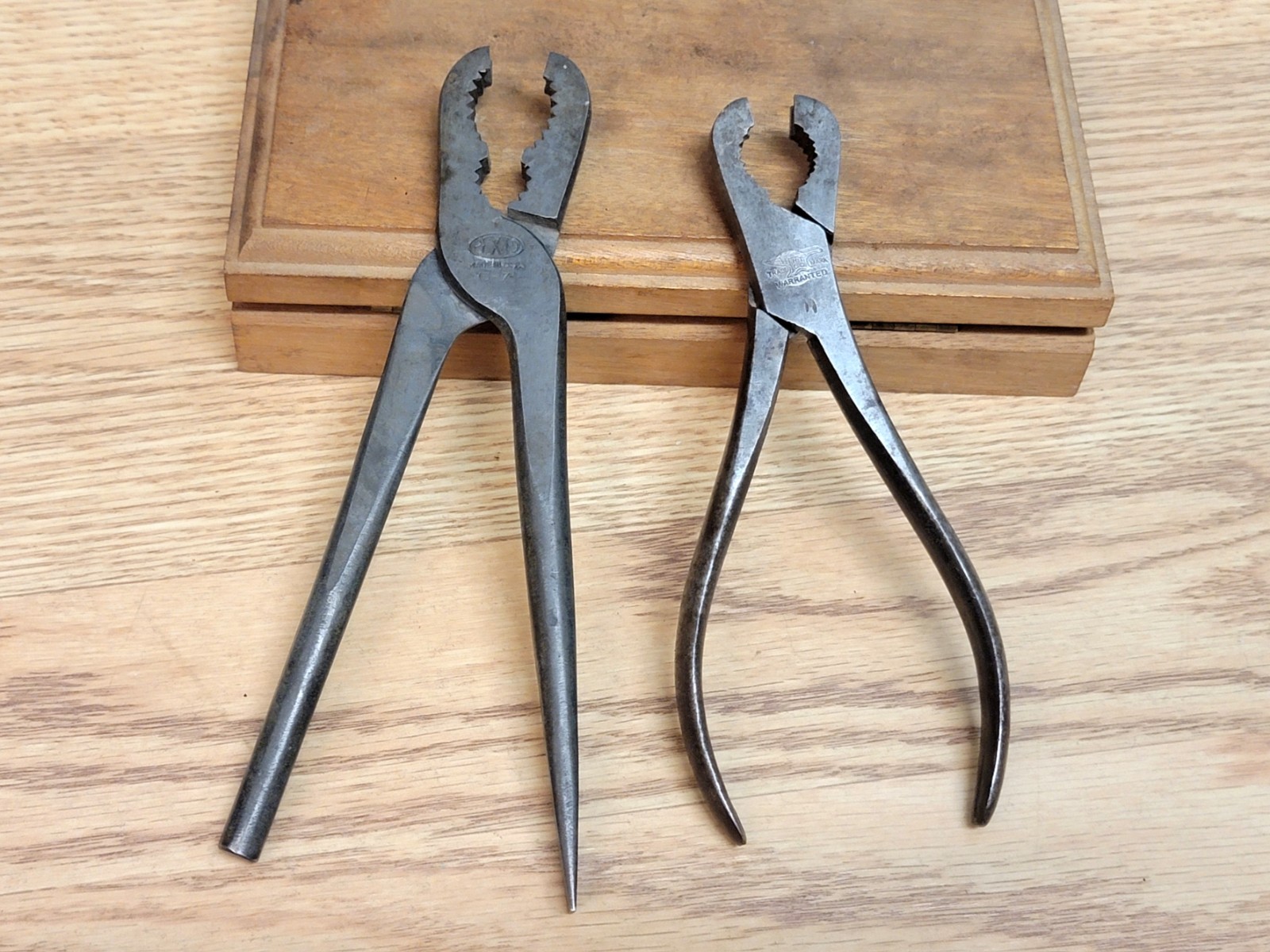Two Vintage Gas Burner Pliers Riverside RT Co 6\