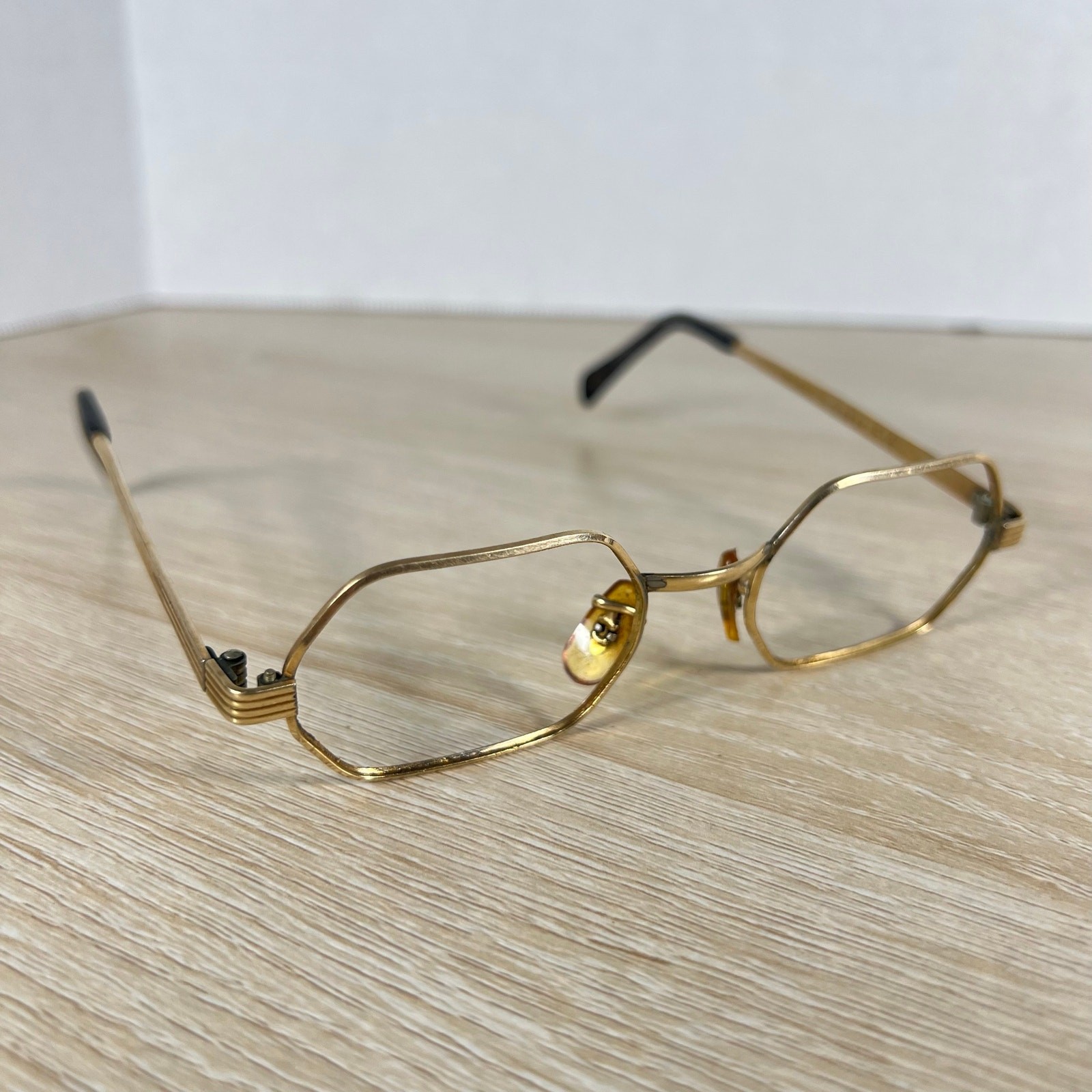 Vintage Victory 1/20 12K GF Gold Eyeglasses Octagon Frames Only 46-18 5 1/2