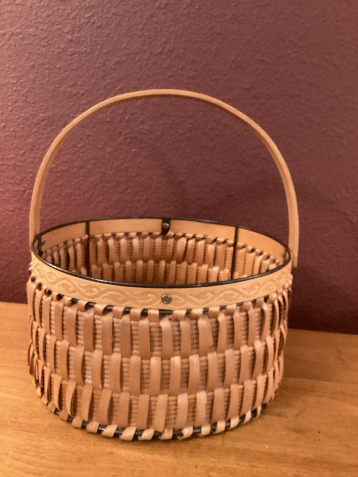 Vintage Longaberger Woven 12 Inch Diameter Basket With Embossed Rim Detail Vintage Longaberger Woven 12 Inch Diameter Basket With Embossed Rim Detail