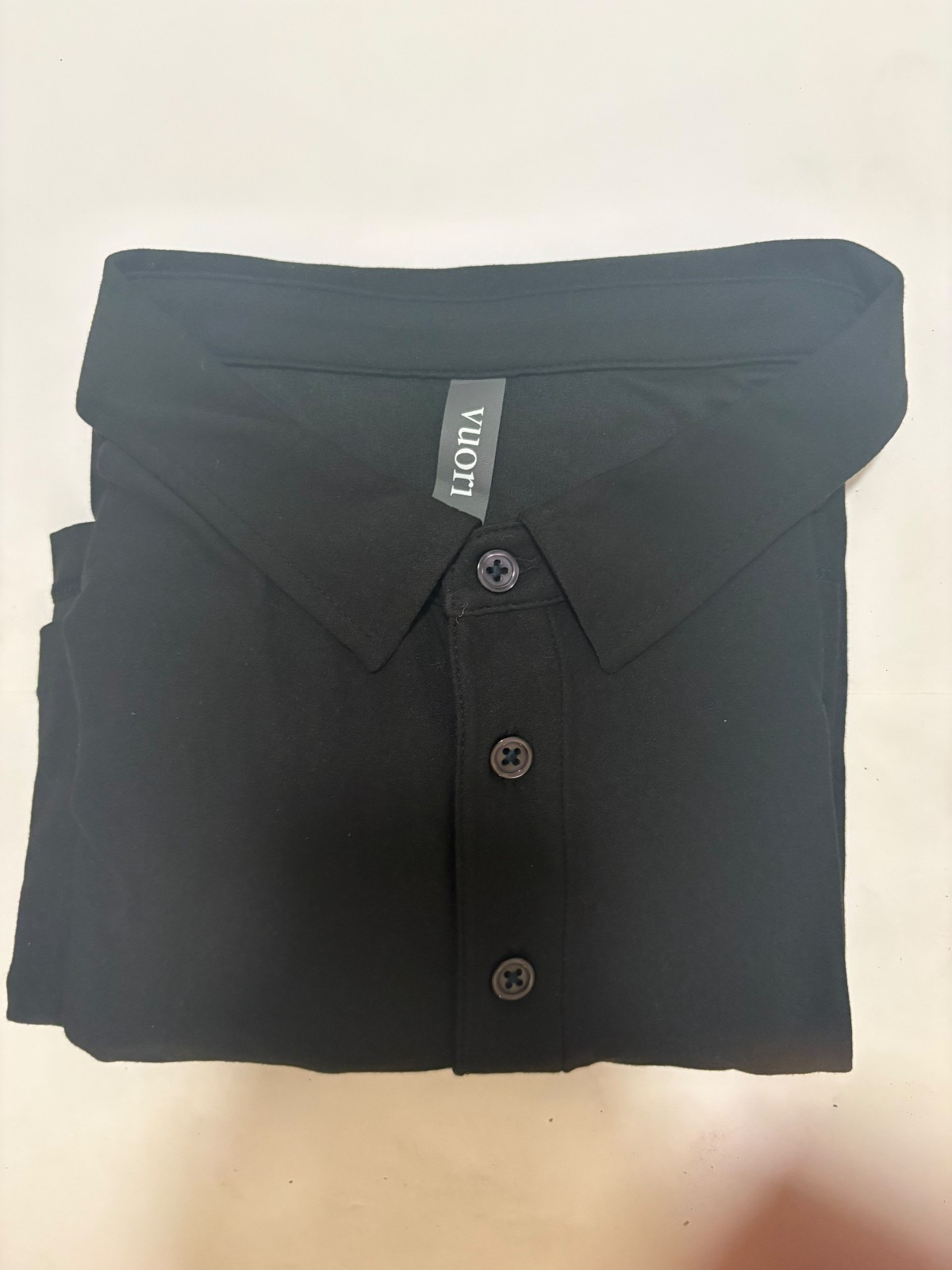 Vuori Men\'s Strato Tech Polo Short Sleeve Black NWoT XLarge / XL Vuori Men\'s Strato Tech Polo Short Sleeve Black NWoT XLarge / XL