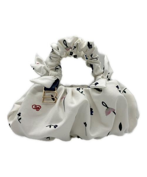 Bibiy.                    Handbags white
