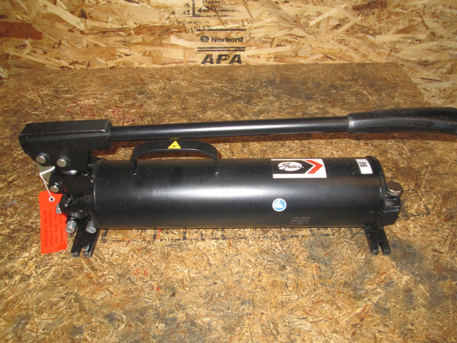 New Gates #77821 (Enerpac P-80 Ultima) Two Stage Hydraulic Hand Pump, 10,000 psi New Gates #77821 (Enerpac P-80 Ultima) Two Stage Hydraulic Hand Pump, 10,000 psi