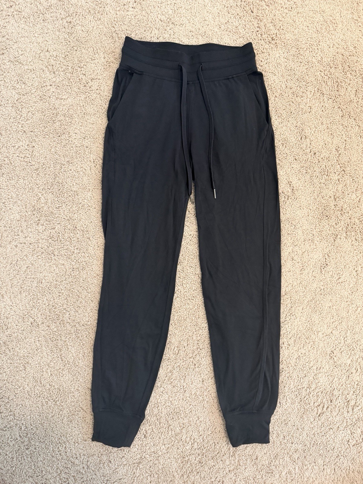 Women’s Lululemon Ready To Rulu Jogger Size 4 Women’s Lululemon Ready To Rulu Jogger Size 4
