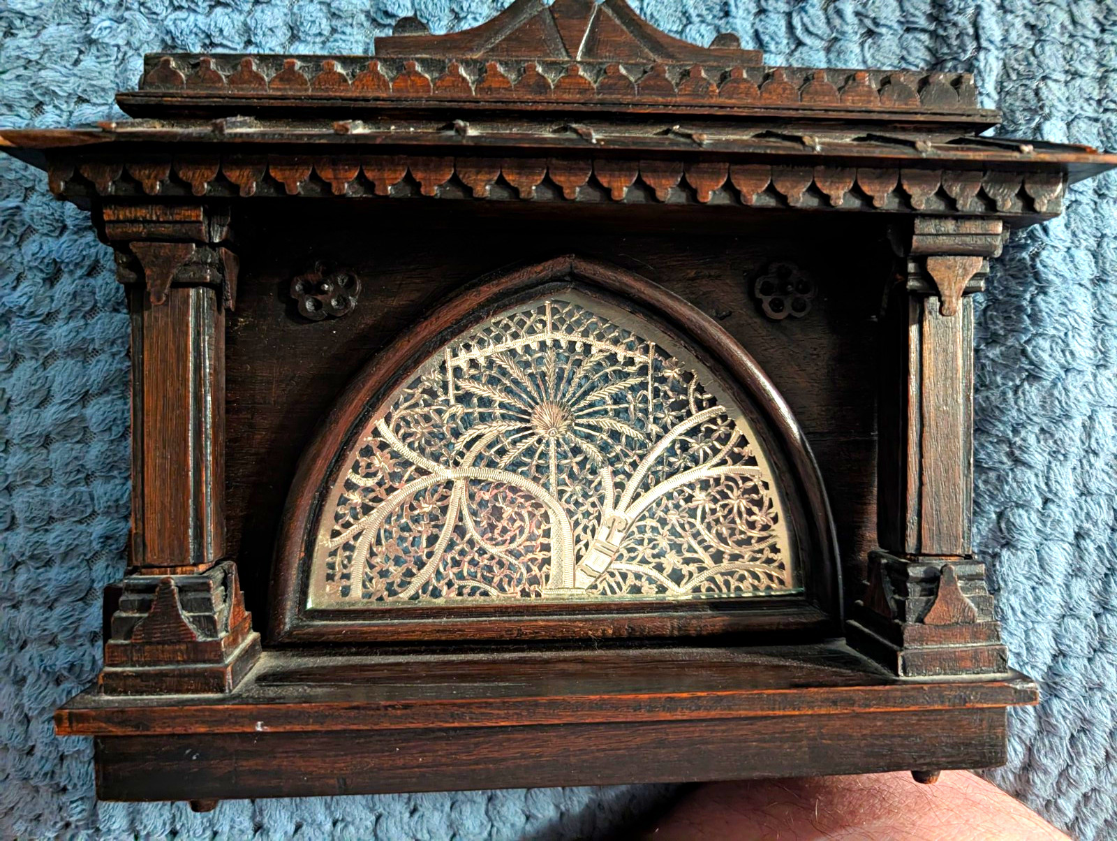 ANTIQUE SILVER TREE OF LIFE. SIDI SAIYYED MOSQUE. AHMEDABAD. GUJARAT. INDIA.1900 ANTIQUE SILVER TREE OF LIFE. SIDI SAIYYED MOSQUE. AHMEDABAD. GUJARAT. INDIA.1900