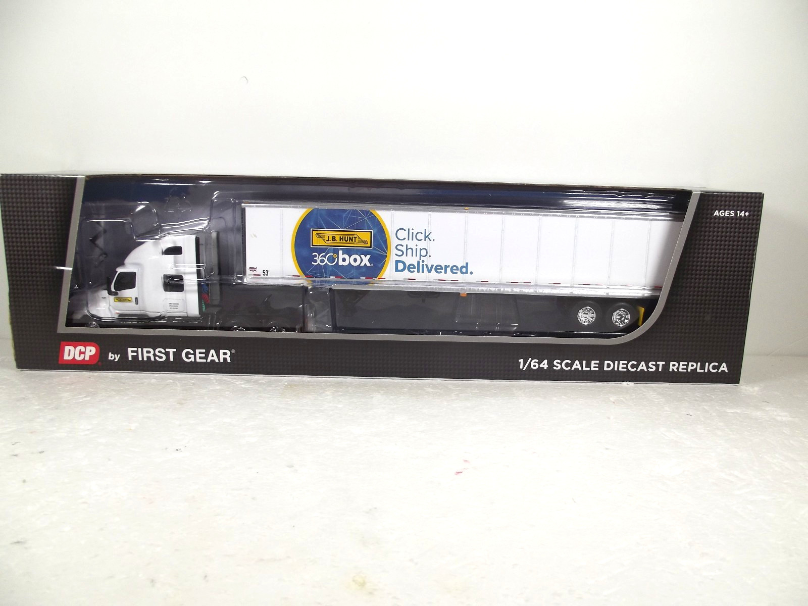 DCP--J B HUNT INTERNATIONAL SLEEPER / 360 BOX VAN DCP--J B HUNT INTERNATIONAL SLEEPER / 360 BOX VAN