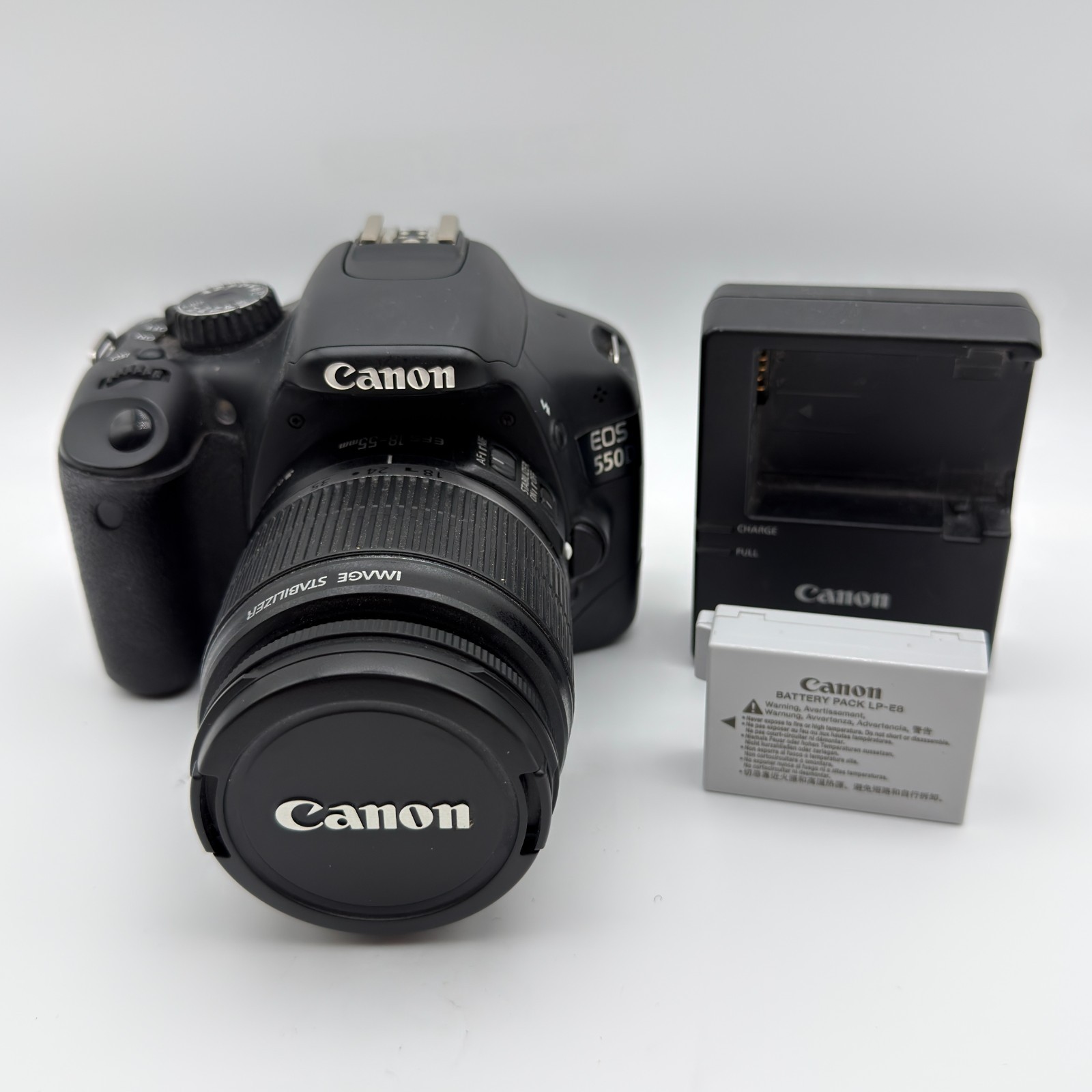 Canon EOS 550D DSLR Camera 18.0MP & EF-S 18-55mm IS Lens