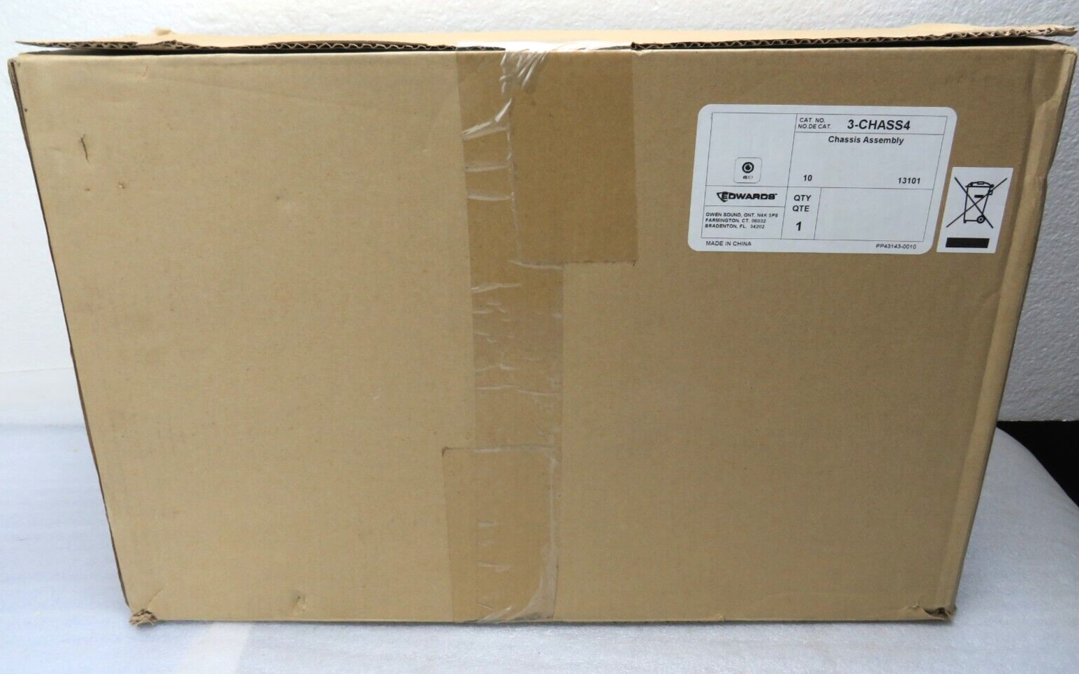 ** Edwards EST 3-CHASS4 Chassis with Space for a 3-REMICP or 3-ASU [CTNO]