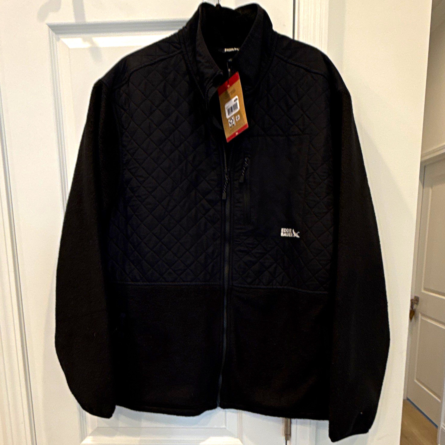 Eddie Bauer Men\'s Black Mixed Media Quilted Full Zip Stand-Up Short Jacket XL Eddie Bauer Men\'s Black Mixed Media Quilted Full Zip Stand-Up Short Jacket XL