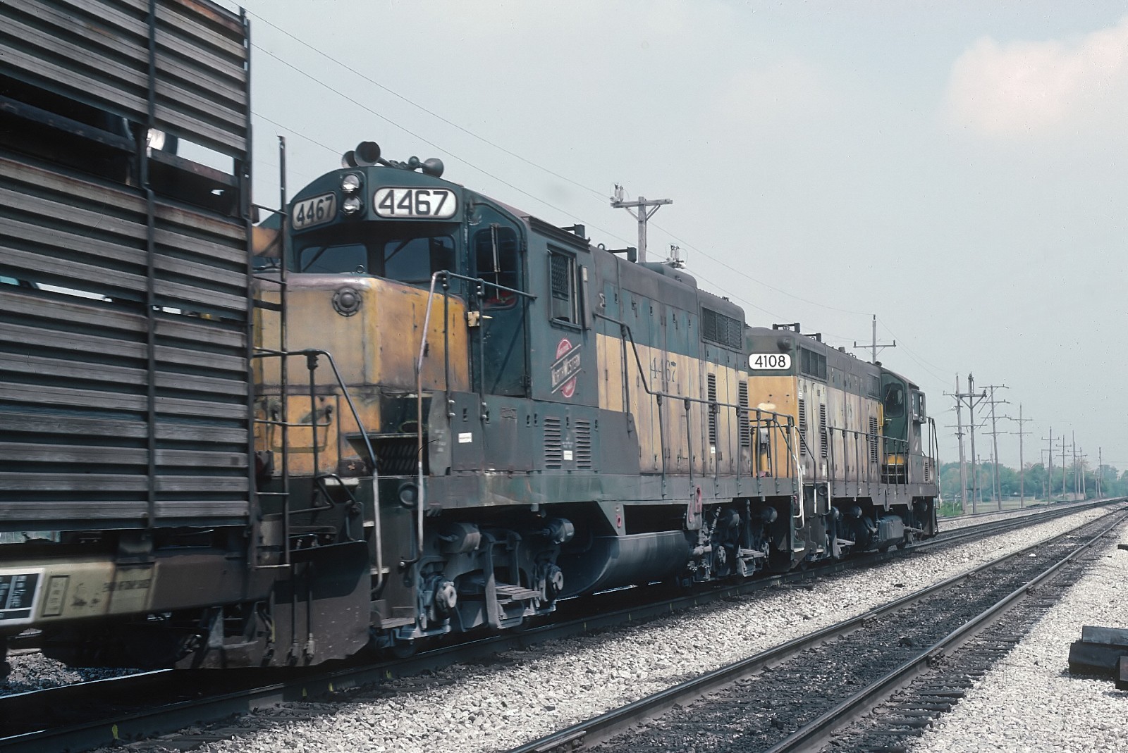 C&NW EMD GP7 4467 at Bridgeview, IL on May 11, 1991 8.5 x 11 Photo