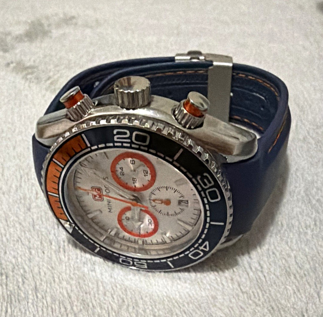 Invicta Bolt Men's Quartz Chronograph Date WR Blue Leather Strap 48mm Invicta Bolt Men's Quartz Chronograph Date WR Blue Leather Strap 48mm