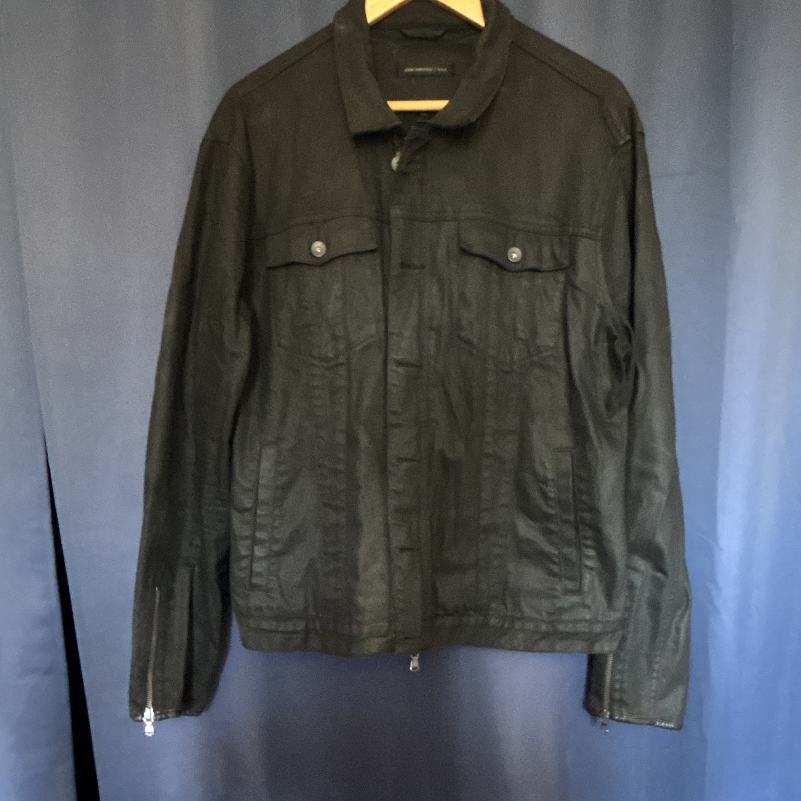 John Varvatos U.S.A. Men’s Black Short Jacket Button Zip Point Collar Pockets John Varvatos U.S.A. Men’s Black Short Jacket Button Zip Point Collar Pockets