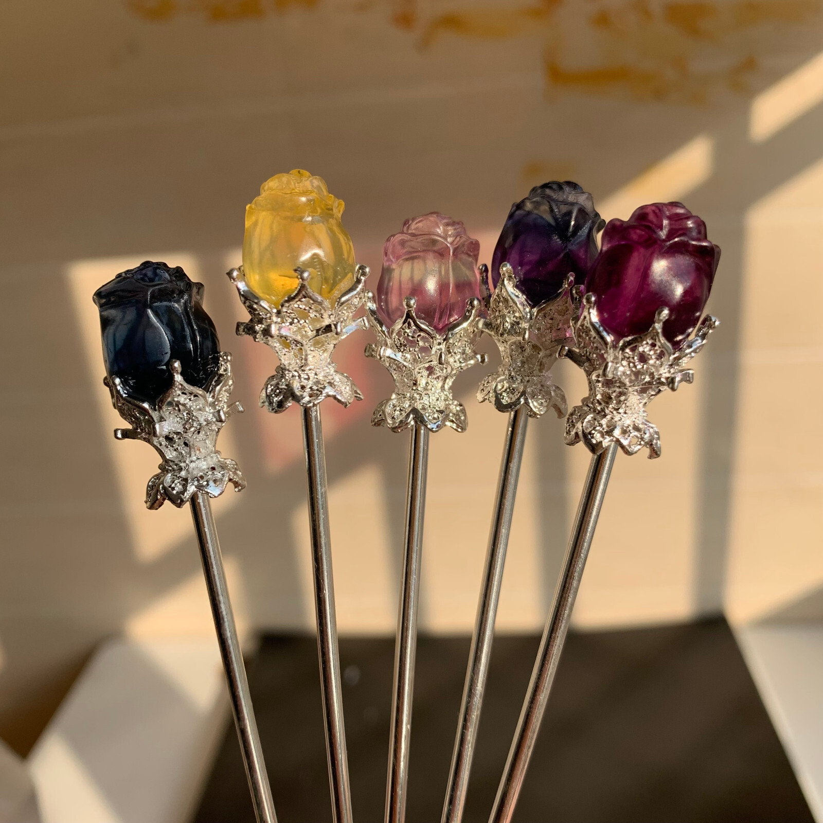 5pc Natural fluorite carved rose hairpin quartz crystal reiki healing random 5pc Natural fluorite carved rose hairpin quartz crystal reiki healing random