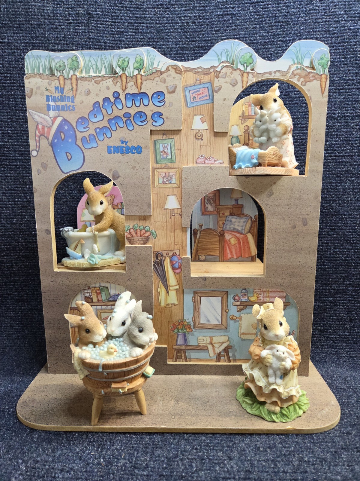 Four Enesco My Blushing Bunnies Figurines And Display Four Enesco My Blushing Bunnies Figurines And Display