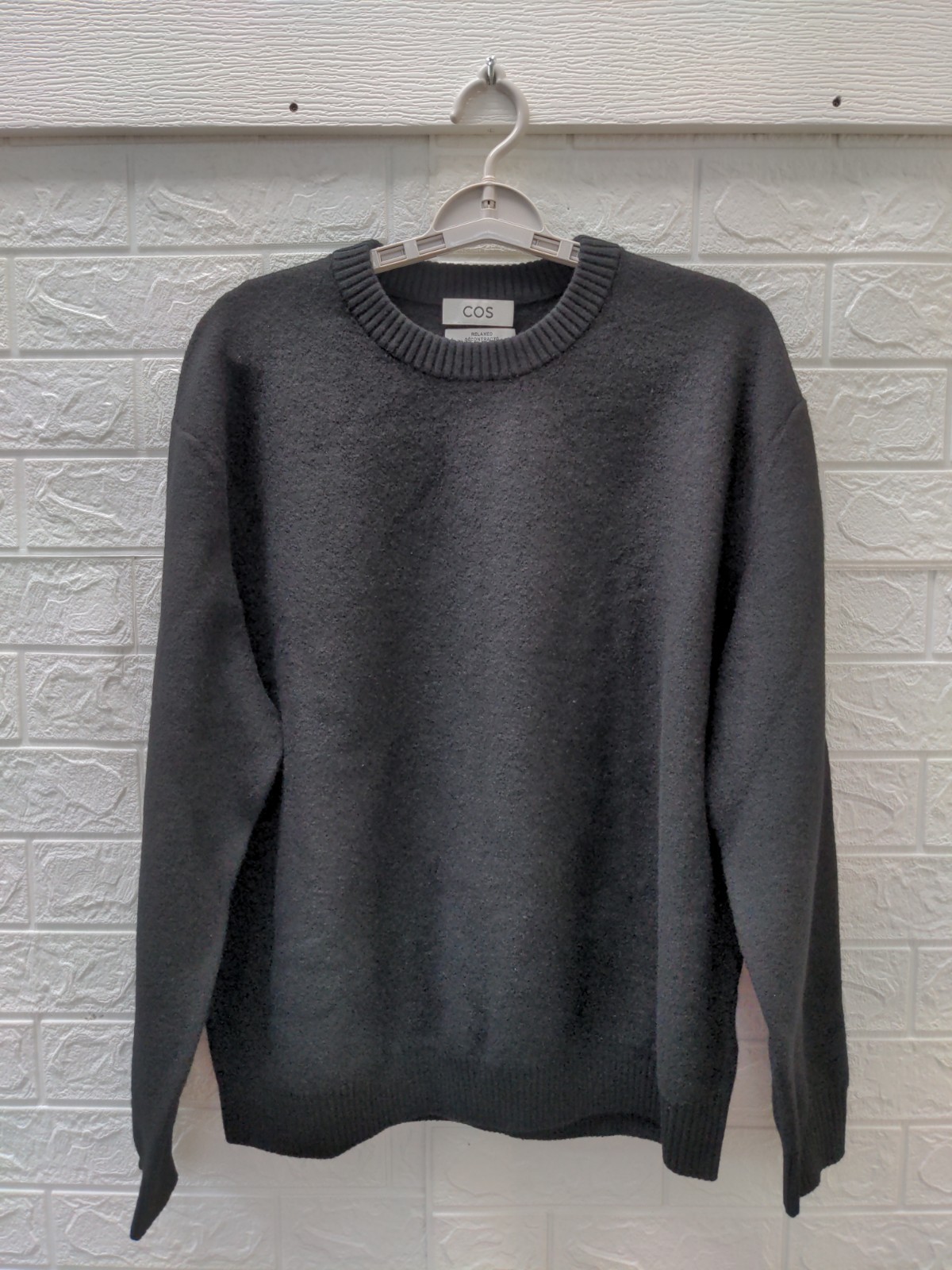 New COS Men\'s Boiled Wool Crew Neck Sweater Sz L New COS Men\'s Boiled Wool Crew Neck Sweater Sz L