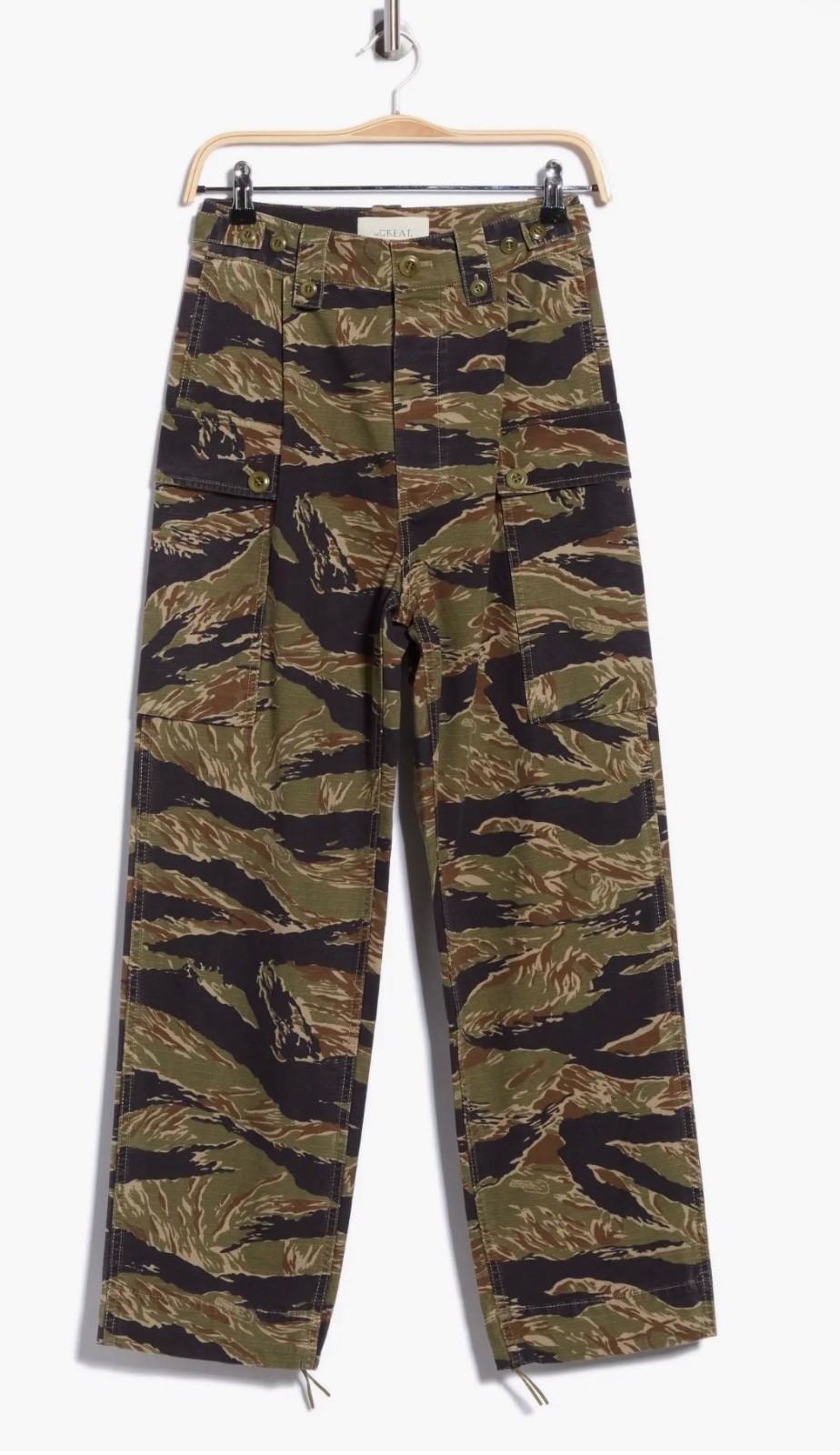 THE GREAT INC. The Convoy Camo High Rise Ankle Cargo Pant Sz 27 Ret. $395 THE GREAT INC. The Convoy Camo High Rise Ankle Cargo Pant Sz 27 Ret. $395