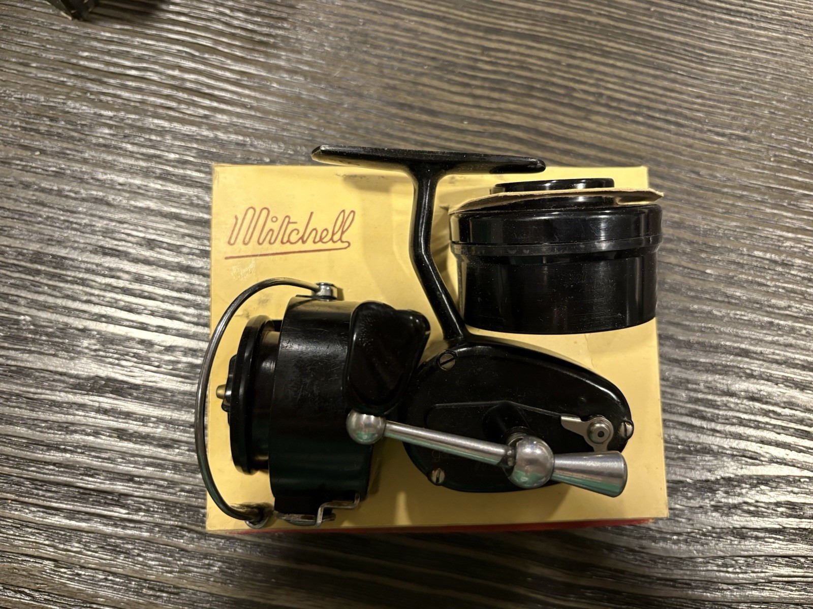 Garcia Mitchell 300 Vintage Spinning Fishing Reel with Box Made in France Garcia Mitchell 300 Vintage Spinning Fishing Reel with Box Made in France