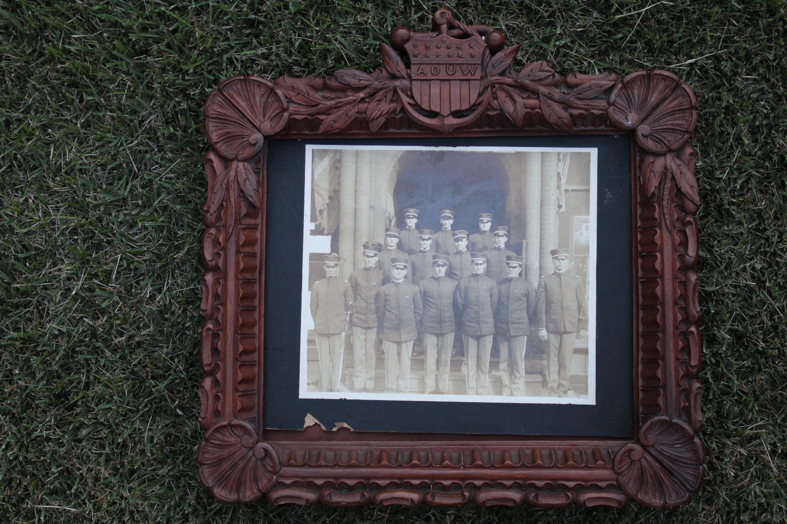 Victorian AOUW Ancient Order Workmen Ornate Carved Frame Photo, Sioux City