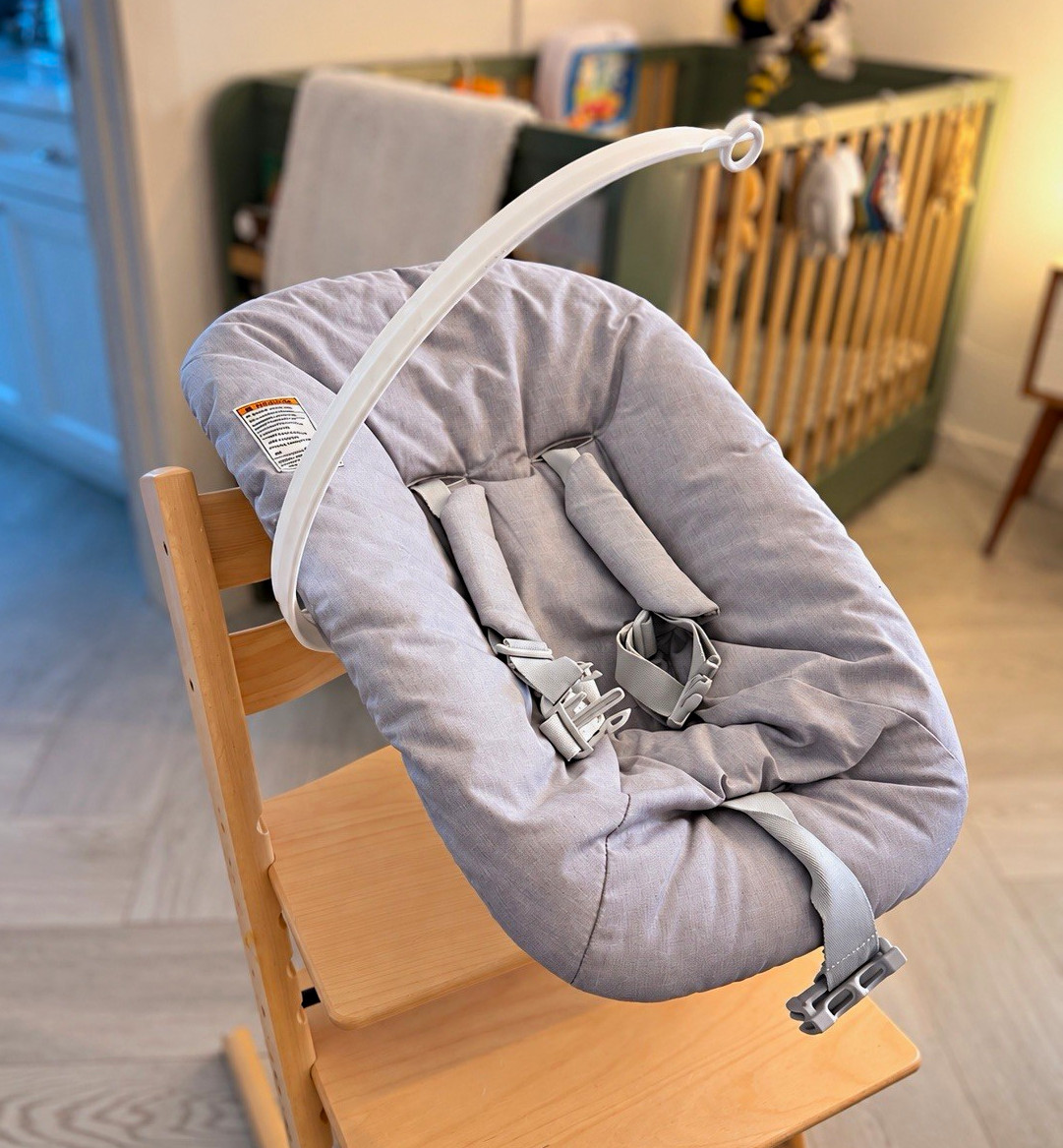 Stokke Tripp Trapp Newborn Set Gray Baby Seat Insert with Safety Harness
