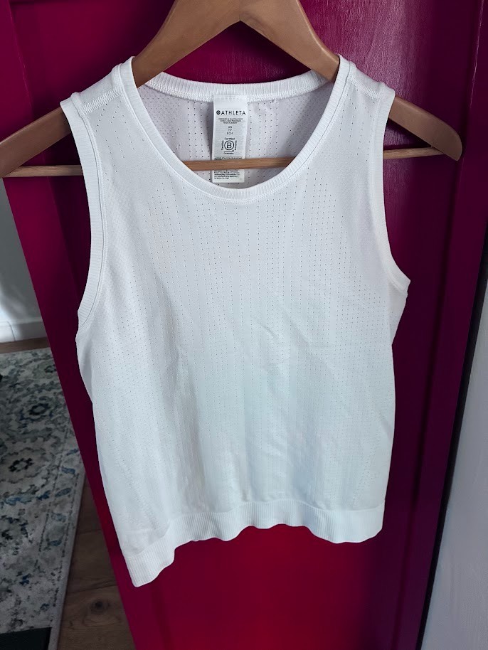 Athleta Seamless Workout Tank Top – XS – White Athleta Seamless Workout Tank Top – XS – White