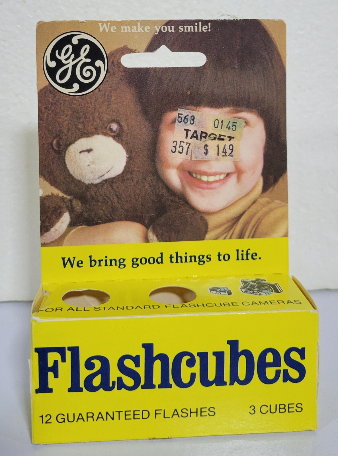 Vintage GE Flashcubes Box Collectible Advertising Prop Art EMPTY Vintage GE Flashcubes Box Collectible Advertising Prop Art EMPTY