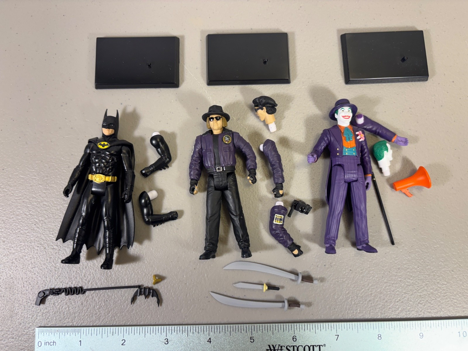 Mezco 5Points 1989 Batman figure lot Bob Joker READ