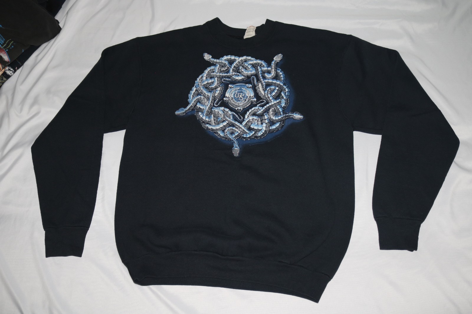 VINTAGE WHITESNAKE XL Liquor & Poker 1990-1991 WORLD TOUR Sweatshirt RARE -Black VINTAGE WHITESNAKE XL Liquor & Poker 1990-1991 WORLD TOUR Sweatshirt RARE -Black