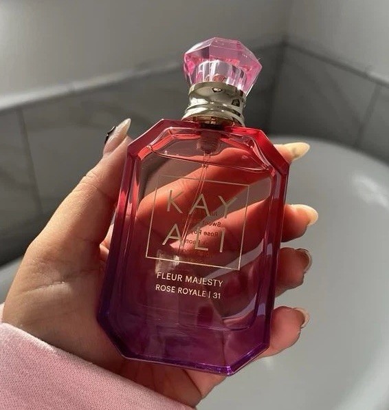 KAYALI Fleur Majesty Rose Royale | 31 Eau de Parfum Spray 100ml Regular KAYALI Fleur Majesty Rose Royale | 31 Eau de Parfum Spray 100ml Regular