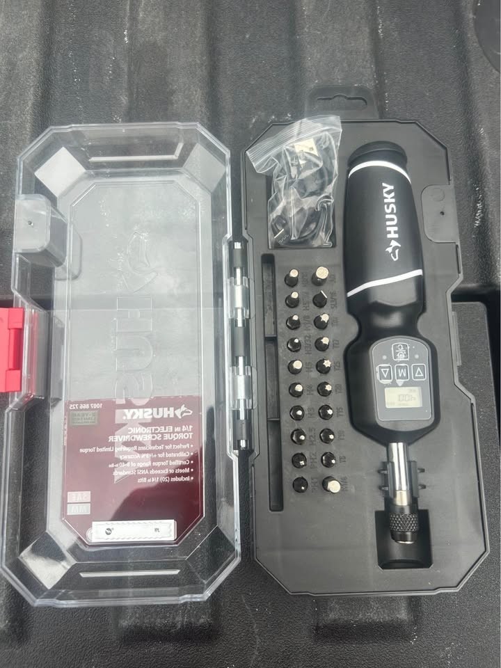 Husky 8-40 in./lbs. 1/4 in. Drive Electronic Torque Screwdriver 1007 866 725